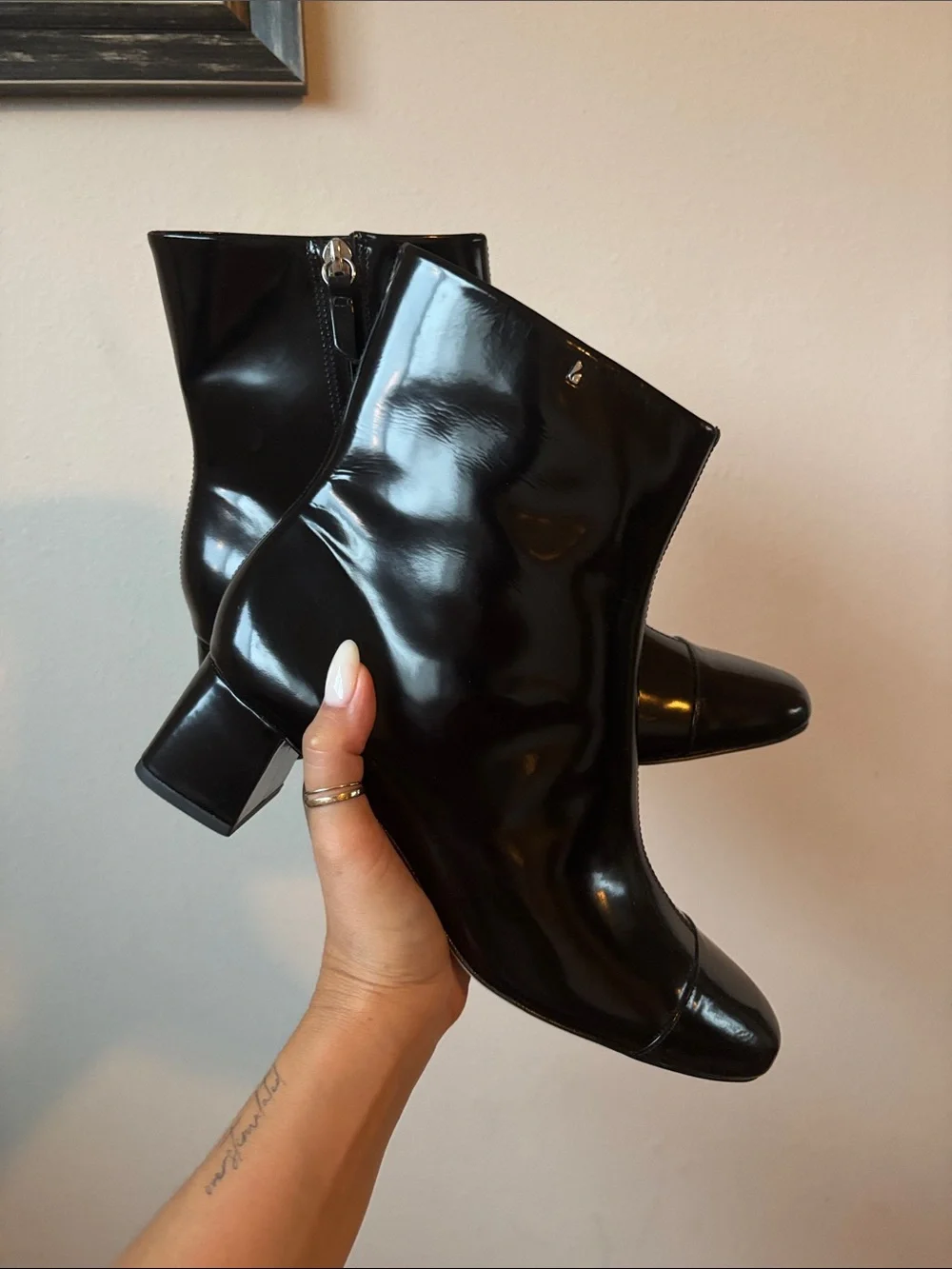 NWOT Larroudé Mini Edie Boot In Black Box Leather size 11